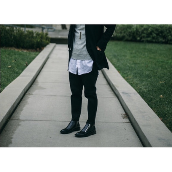 Saint Laurent Black Leather Ankle Boot - Picture 13 of 15